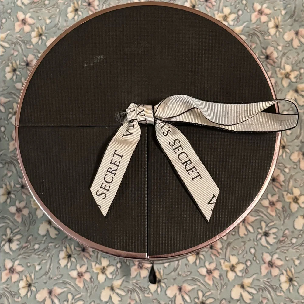 Victoria's Secret Tease Black Gift Box
